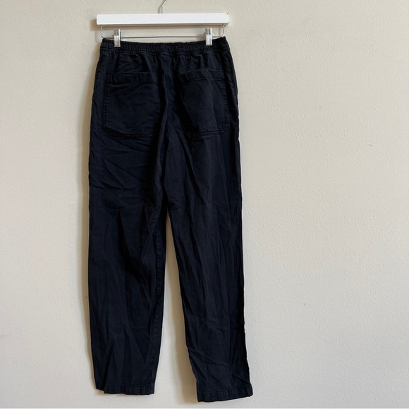 Marine Layer Saturday Pant Fit in Washed Black - Picture 3 of 3